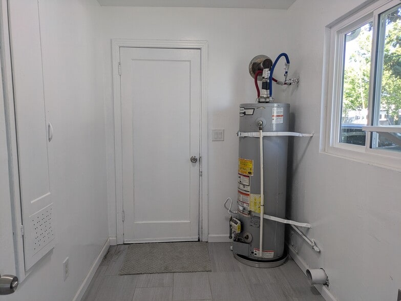 More Photos Of 194 S 24th St, San Jose Storefront Retail Residential For Sale