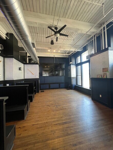 More Photos Of 1000 Broadway Blvd, Kansas City Loft Creative Space For Lease