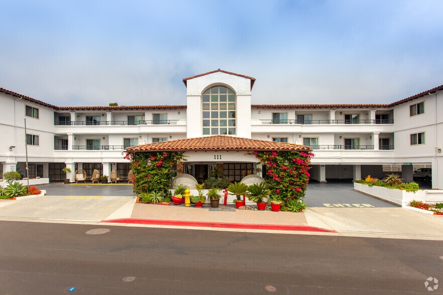 More Photos Of 111 Avenida de la Estrella, San Clemente Hotel For Sale