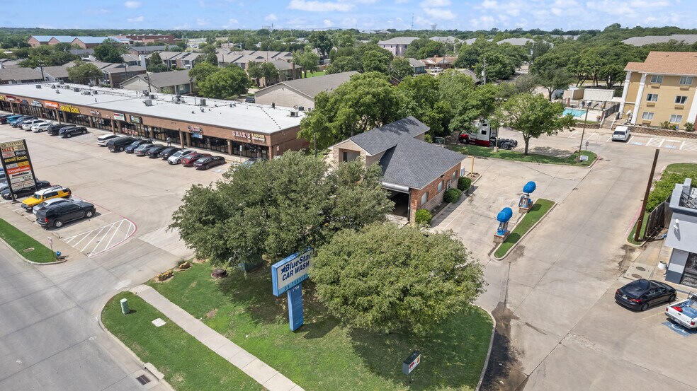 More Photos Of 1704 Teasley Ln, Denton Specialty For Sale