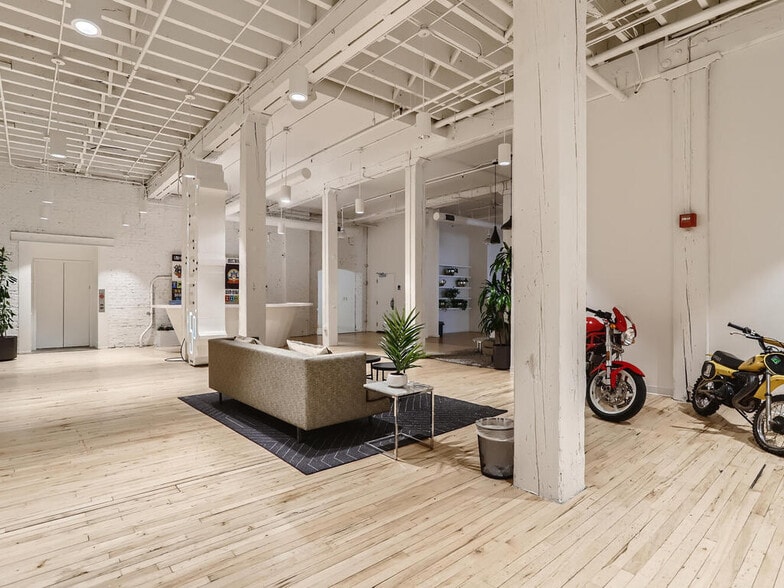 More Photos Of 212 3rd Ave N, Minneapolis Office For Lease