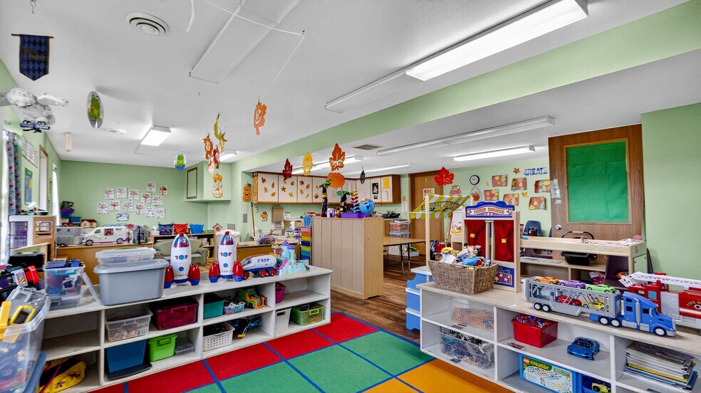 More Photos Of 1612 Truax Blvd, Eau Claire Daycare Center For Sale