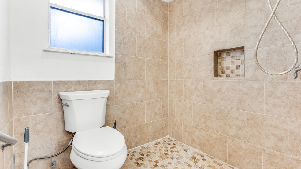 More Photos Of 5807 Old Lodge Dr, Houston Assisted Living For Sale