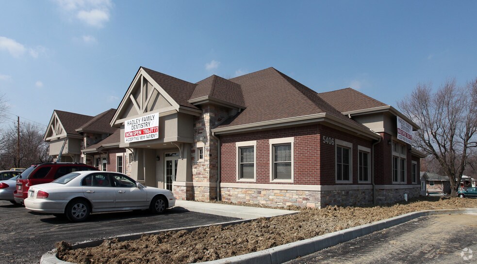 More Photos Of 5406 S Emerson Ave, Indianapolis Medical For Sale