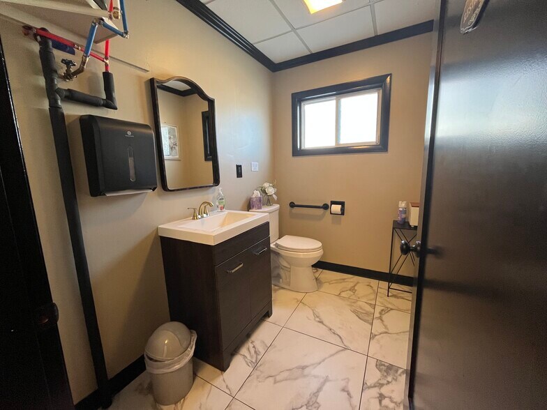 More Photos Of 5853 Post Rd, East Greenwich General Retail For Sale