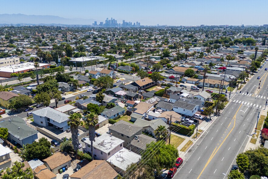 More Photos Of 2725 Obama Blvd, Los Angeles Multifamily For Sale