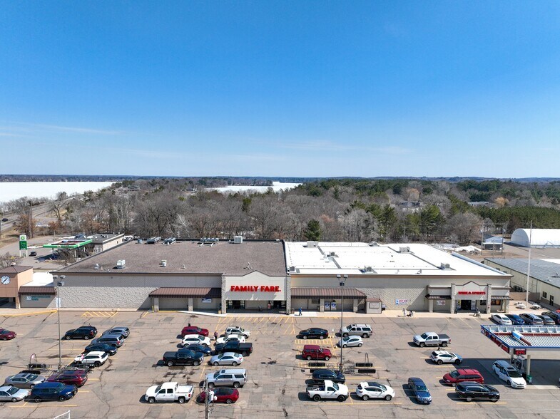 More Photos Of 17158 County Highway J, Chippewa Falls Supermarket For Lease