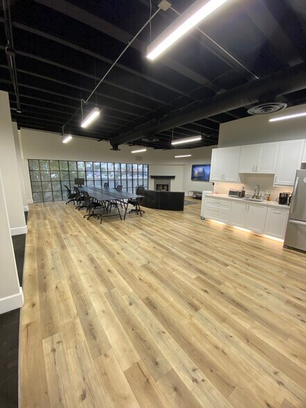 More Photos Of 3505 Cadillac Ave, Costa Mesa Office For Lease