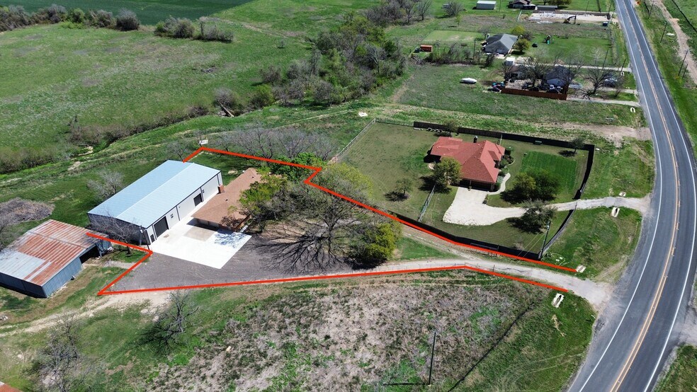 More Photos Of 10025 Farm to Market 1660, Hutto Warehouse For Lease