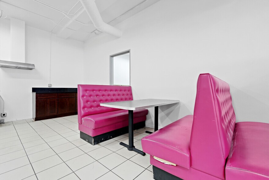 More Photos Of 2215 N Broadway, Santa Ana Medical For Sale