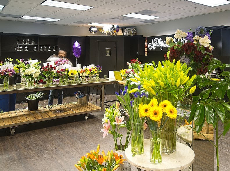 More Photos Of 1200 Abernathy Rd NE, Atlanta Office For Lease