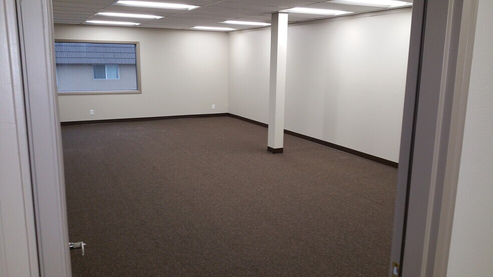 More Photos Of 3850 Portland Rd NE, Salem Medical For Sale