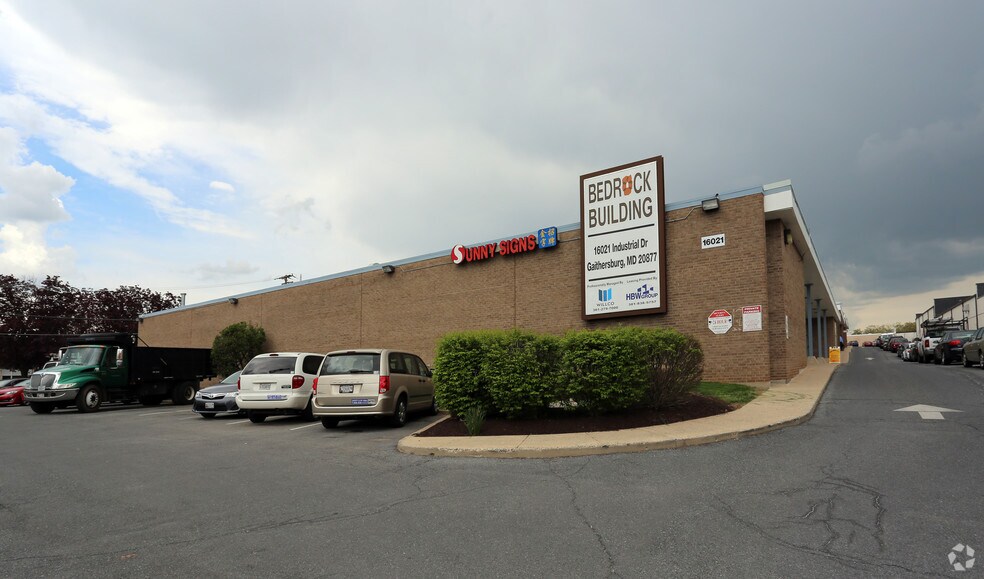 Primary Photo Of 16021 Industrial Dr, Gaithersburg Flex For Lease