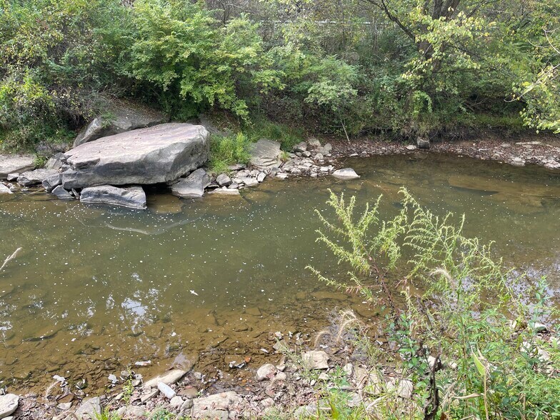 More Photos Of 170 Renfrew Rd, Renfrew Land For Sale