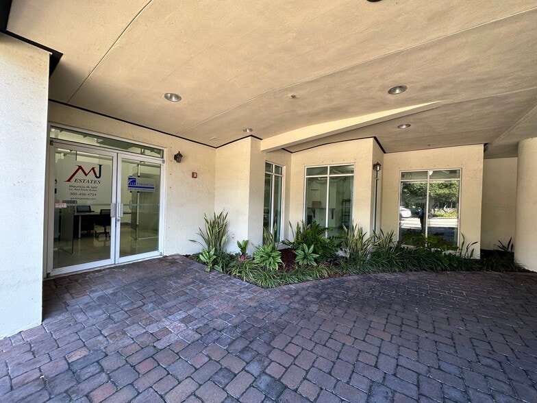 More Photos Of 1627 SW 37th Ave, Miami Apartments For Sale