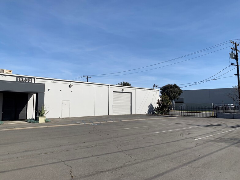 Primary Photo Of 15610-15630 S Figueroa St, Gardena Warehouse For Lease