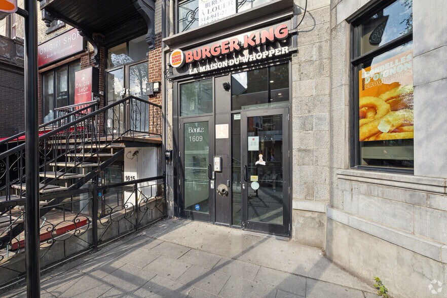 More Photos Of 1605-1609 Rue Saint-Denis, Montréal Storefront Retail Office For Lease