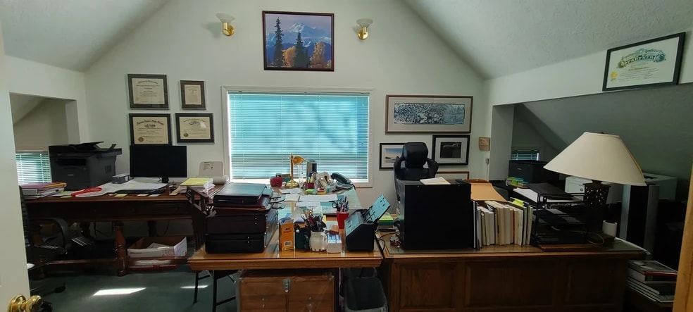 More Photos Of 1415 Liberty St SE, Salem Office For Sale