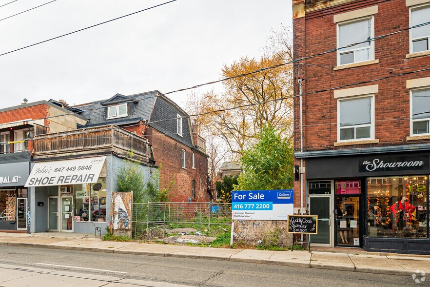 Primary Photo Of 1079 Bathurst St, Toronto Land For Sale