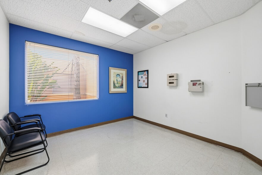 More Photos Of 2101 S Cynthia St, McAllen Medical For Lease