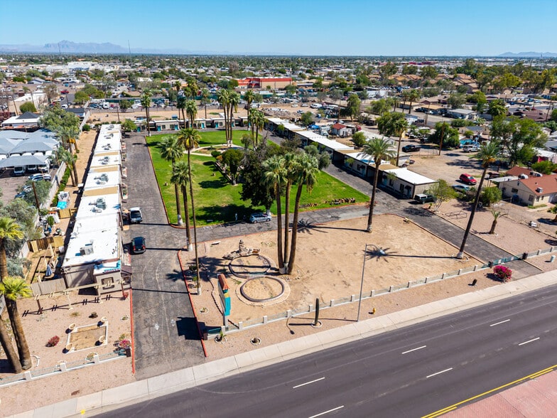 More Photos Of 537 S Country Club Dr, Mesa Hotel For Sale