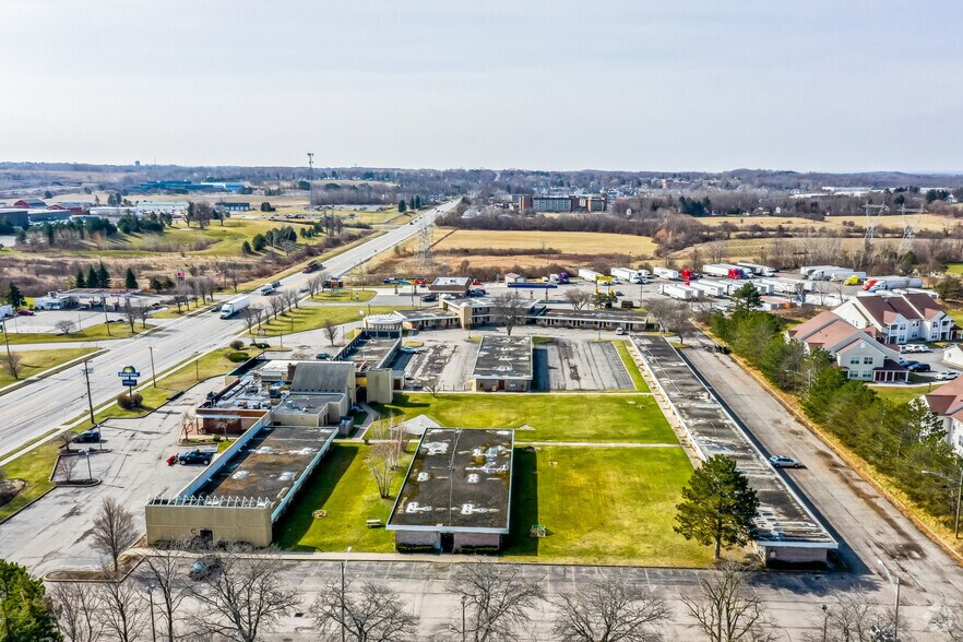 More Photos Of 4853 W Henrietta Rd, Henrietta Hotel For Sale