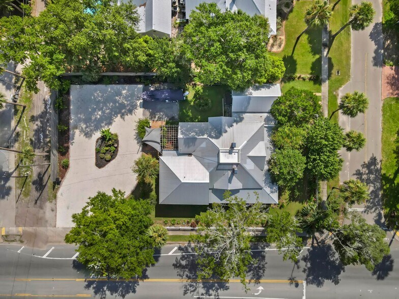 Primary Photo Of 201 8th St, Port Saint Joe Office For Sale