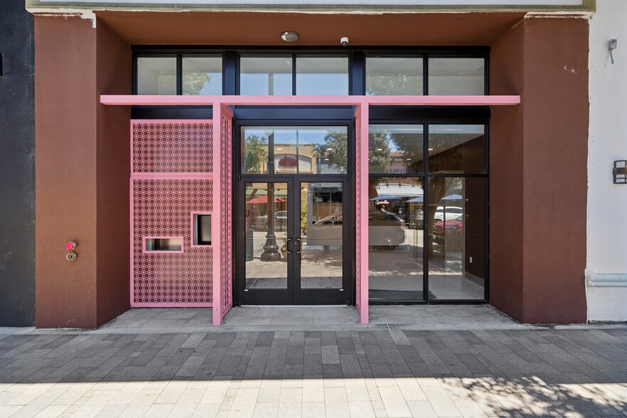 More Photos Of 1315 Burlingame Ave, Burlingame General Retail For Lease