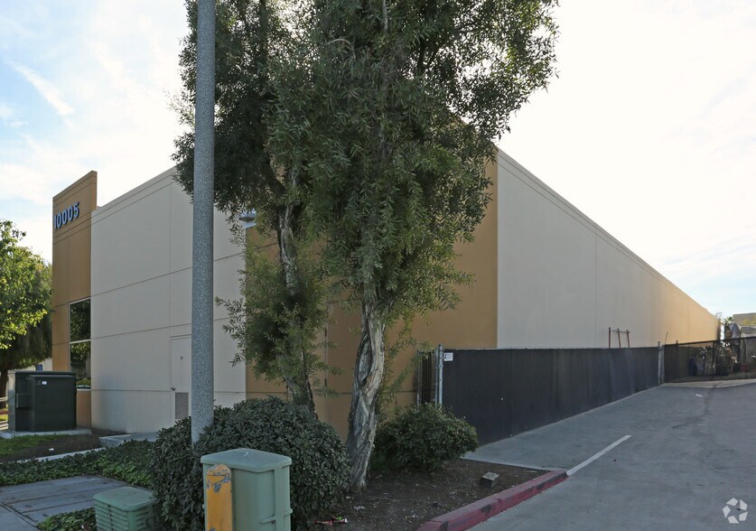More Photos Of 10005 Marconi Dr, San Diego Distribution For Lease