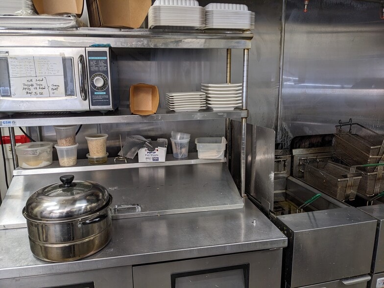 More Photos Of 1731-1759 Colorado Blvd, Los Angeles Storefront Retail Office For Lease
