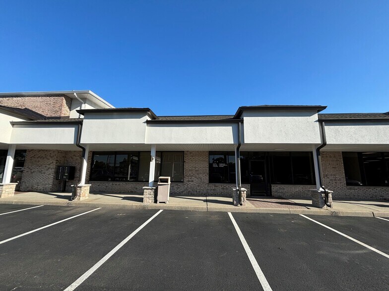 More Photos Of 3443 US Highway 9, Freehold Unknown For Lease