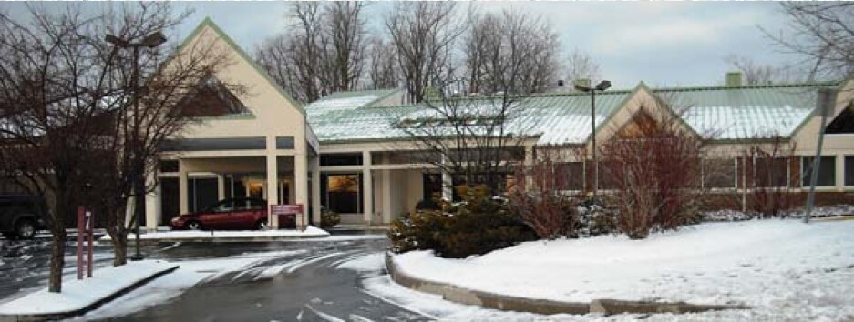 More Photos Of 7 Century Hill Dr, Latham Office For Lease