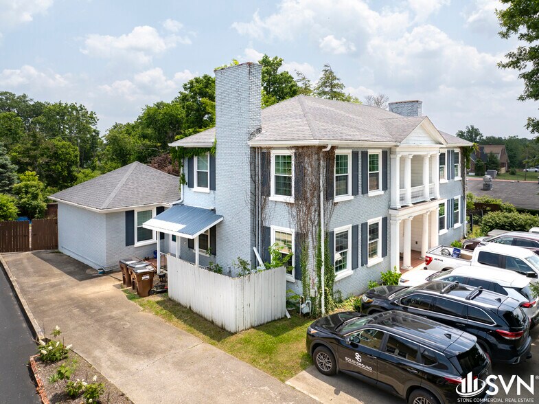 More Photos Of 1419 Lexington Rd, Richmond Office For Sale