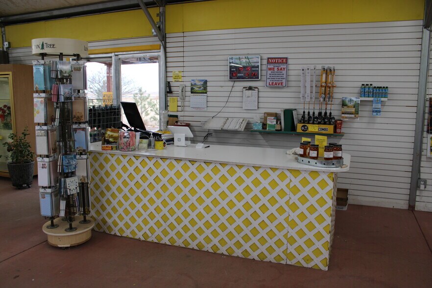 More Photos Of 242 S 9th St, Burlington Garden Center For Sale