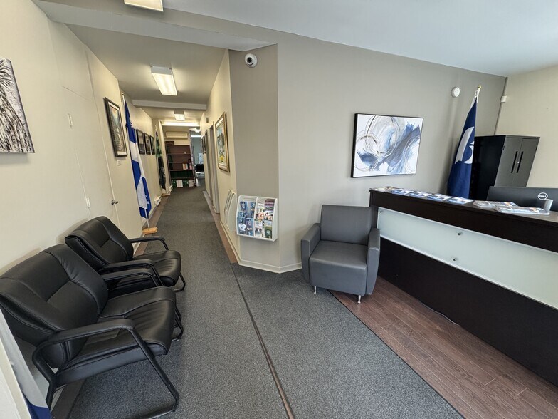 More Photos Of 343 Av Saint-Laurent, Louiseville Office Residential For Lease