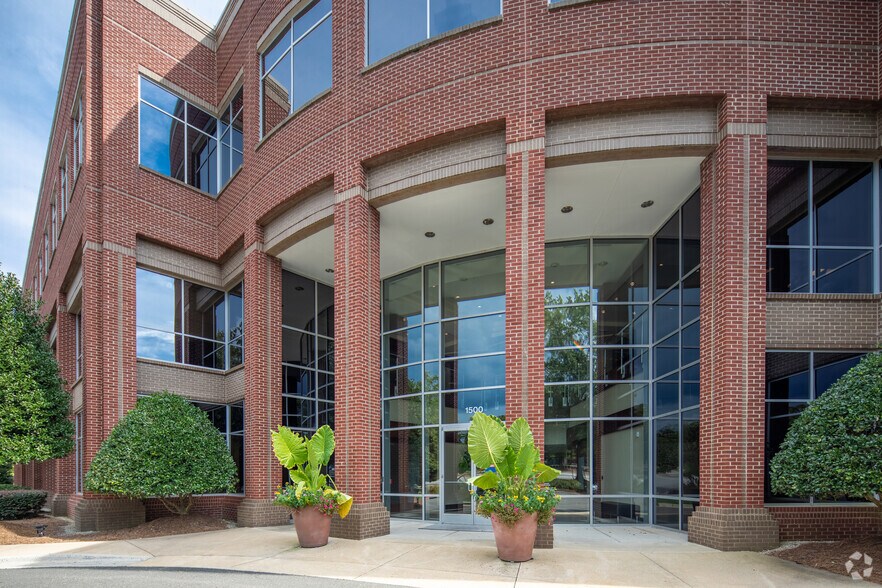More Photos Of 1500 Perimeter Park Dr, Morrisville Office For Sale