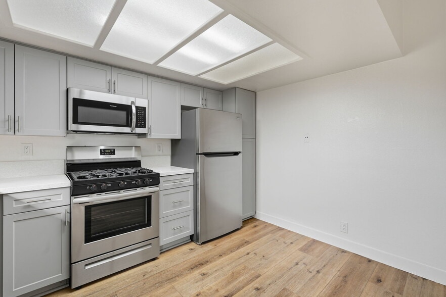 More Photos Of 4583-4585 36th St, San Diego Apartments For Sale