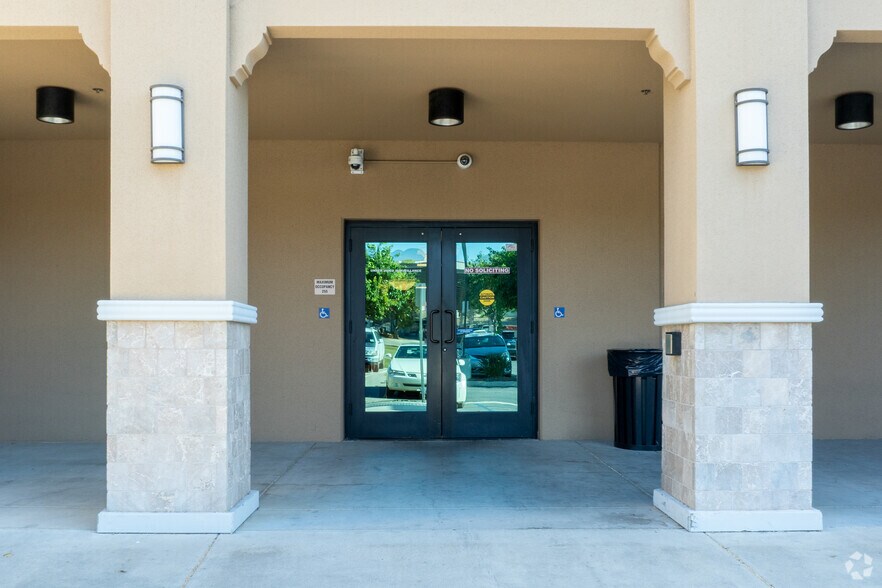 More Photos Of 260 E Ontario Ave, Corona Medical For Sale