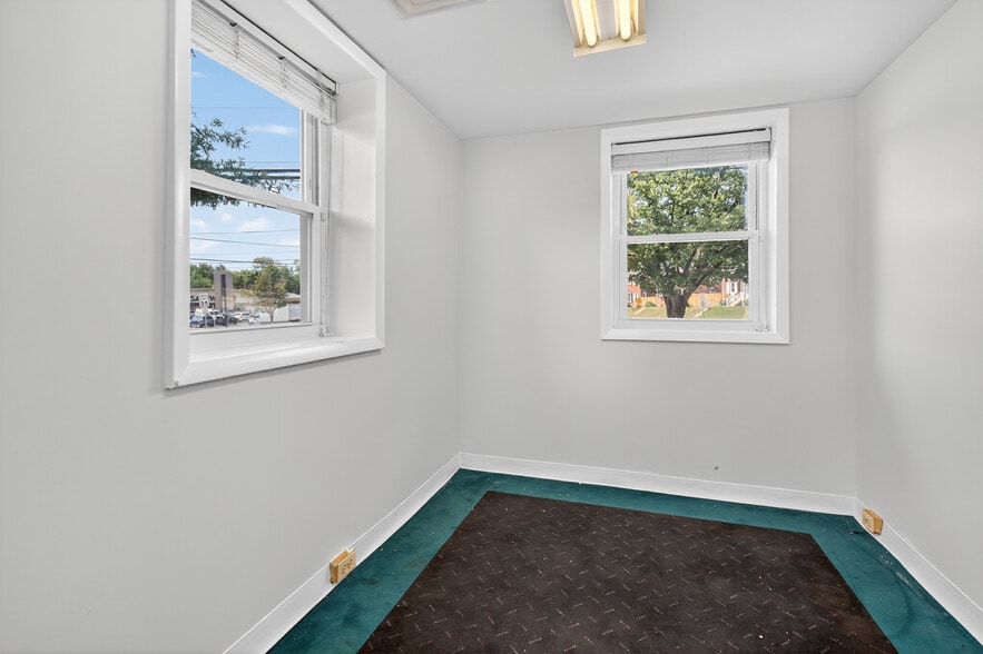 More Photos Of 10101 Lorain Ave, Silver Spring Medical For Sale