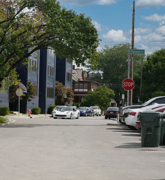More Photos Of 105 Parsons Ave, Columbus Storefront Retail Office For Lease