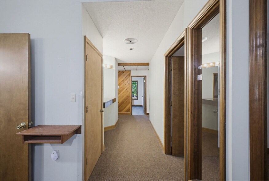 More Photos Of 114 S Park Ter, Eden Medical For Sale