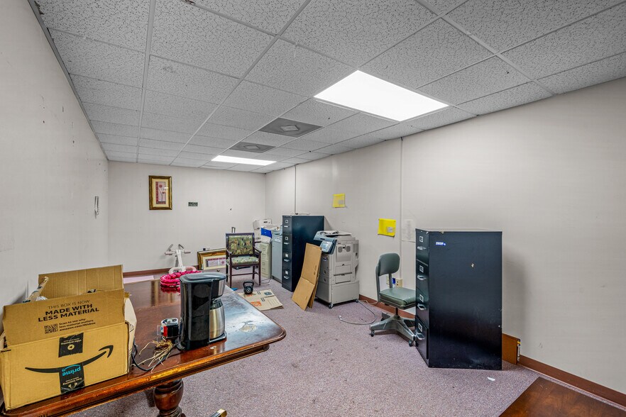 More Photos Of 15239 AL Highway 68, Crossville Medical For Sale