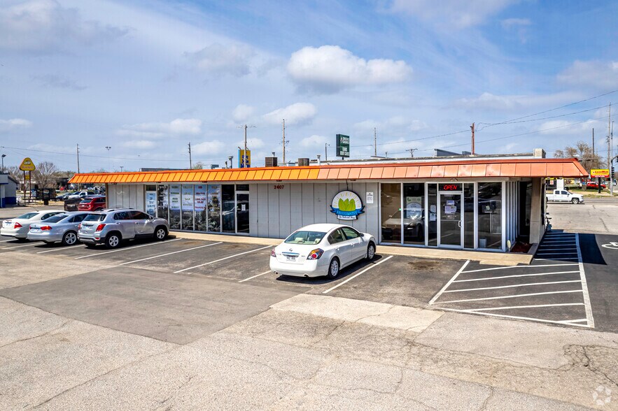 More Photos Of 2401-2565 S Seneca St, Wichita Unknown For Lease