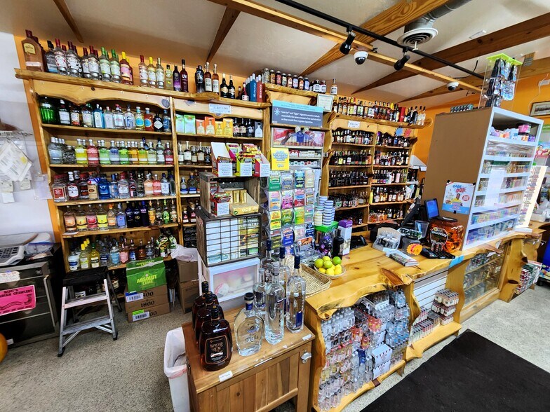 More Photos Of 4044 Garfield Rd, Kingsley Convenience Store For Sale