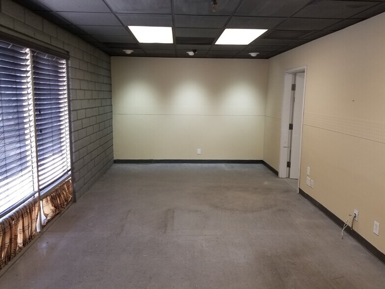 More Photos Of 1155 Watson Way, Sparks Warehouse For Lease