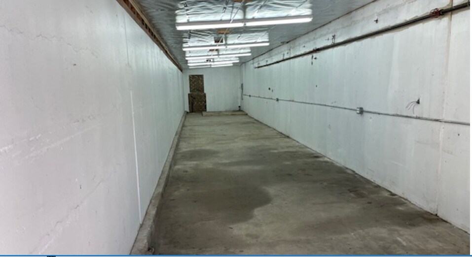 More Photos Of 829-833 Flynn Rd, Camarillo Manufacturing For Sale