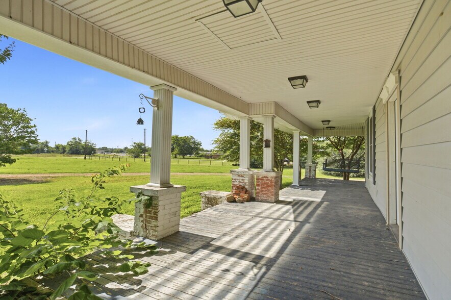 More Photos Of 1421 Airport Rd, Sulphur Springs Land For Sale