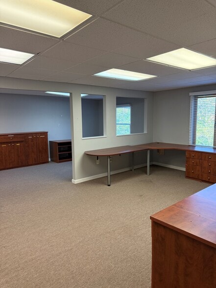 More Photos Of 5007 Industrial Rd, Wall Warehouse For Lease