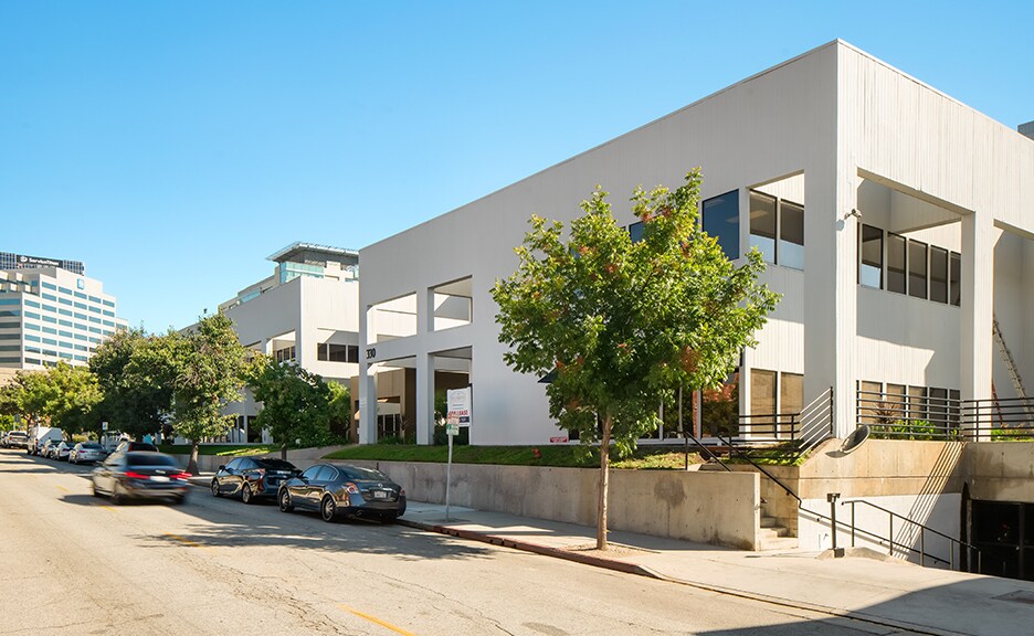 More Photos Of 330 Arden Ave, Glendale Office For Lease