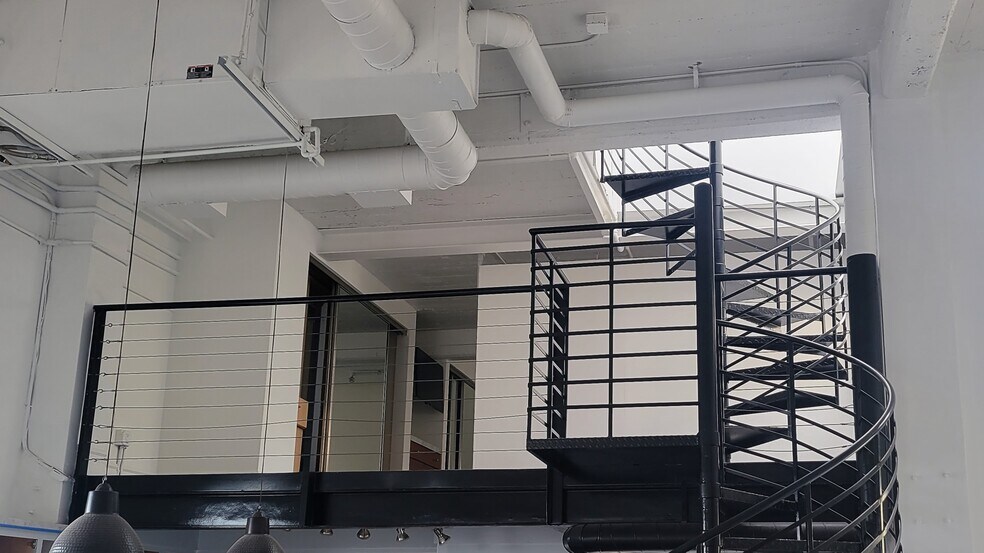 More Photos Of 108 W 2nd St, Los Angeles Apartments For Sale